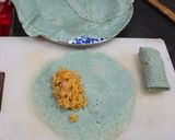 Foto langkah ke 6 dari resep Dadar Gulung Bunga Telang.
