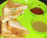 A picture of step 4 of Mayonnaise sandwich on tawa.