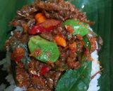 Foto langkah ke 4 dari resep Sego Gegog Sambal Teri Pete.