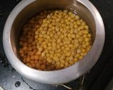 पिंडी छोले कुलचे (Pindi chole kulche recipe in hindi) रेसिपी चरण 2 फोटो