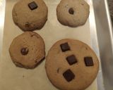 Foto langkah ke 4 dari resep Cookies Coklat Sederhana Simpel.
