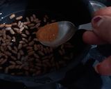 A picture of step 1 of Daal Makhani.