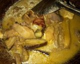 Foto langkah ke 3 dari resep Gulai kikil, tahu & terong.