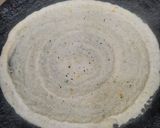 A picture of step 4 of Protein rich chilla.