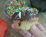 A picture of step 29 of Easy cup cake🥰🧁.