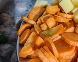 Foto langkah ke 4 dari resep Sop Segar Enak Simple Bergizi #636.