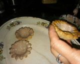 Foto del paso 7 de la receta: Canastitas de galleta rellenas de helado