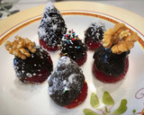 Foto del paso 3 de la receta: Frutillas bañadas en chocolate express rápido y fácil