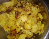 आलू गोभी की सब्जी (aloo gobi ke sabzi recipe in Hindi) रेसिपी चरण 3 फोटो