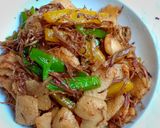 รูปขั้นตอนการทำที่ 4 ของ ไก่ผัดขิง(เจ)