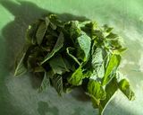 紅蘿蔔櫛瓜沙拉佐酪梨檸檬薄荷優格醬的食譜步驟1照片