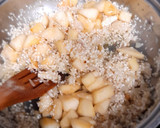 Foto del paso 4 de la receta: Risotto de pera y queso gorgonzola