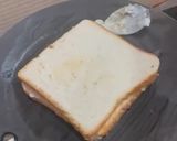 A picture of step 3 of Cheese Potato Sandwich.
