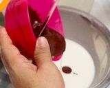 Foto langkah ke 5 dari resep Lapis Beras Pandan Coklat.