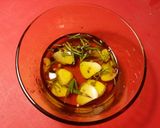 Foto del paso 8 de la receta Pollo al ajillo y romero al horno