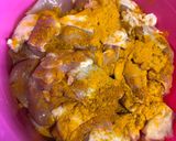 Gambar langkah 1 resipi Ayam Goreng Kunyit.
