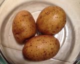 Foto langkah ke 1 dari resep Potato wedges (no oven).