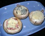 Foto del paso 4 de la receta: Hongos rellenos con quesos (3 variantes)