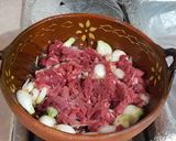A picture of step 3 of Quick and Delicious Carne en su Jugo.