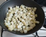 Foto del paso 3 de la receta: Papas con rajas poblanas y queso! 🧀💕💋