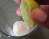 A picture of step 2 of Lemon mint chia seeds chilled.