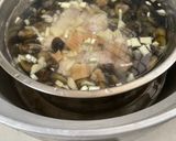蒜香雞腿干貝蜆湯（超簡單電鍋料理）的食譜步驟3照片