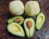 Foto del paso 2 de la receta: Ensalada de manzana verde +apio+palta