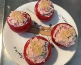 Une image de l'étape 8 de Tomates roses farcies ricotta,jambon blanc et oignon nouveau au citron caviar.