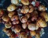 A picture of step 3 of Makhana Bhel.
