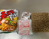 A picture of step 4 of Tempra Soba for lunch.