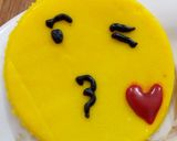 मिल्क पेड़ा इमोजी (Milk Peda Emoji recipe in Hindi) रेसिपी चरण 3 फोटो