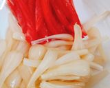 Hình bước làm 1 của món Salad bò dưa kiệu