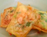Foto langkah ke 5 dari resep Martabak Telur Rumahan.