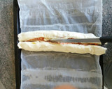Foto del paso 5 de la receta: Salmón en hojaldre coronado con mostaza