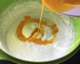 Foto del paso 4 de la receta: Bizcochuelo casero de vainilla