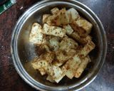 A picture of step 2 of Paneer Pakora.