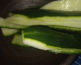 Foto del paso 1 de la receta: Ensalada de cáscara de pepino 🥒