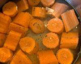 Zabpelyhes csirkemáj, sárgarépa pürével 🥕 recept fázis 1 fotója