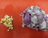 अंबाडी ची भाजी (ambadichi bhaji recipe in marathi) रेसिपी स्टेप 1 फोटो 