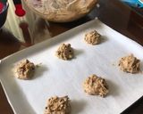 Foto langkah ke 5 dari resep Soft Baked Chocolate Chip Cookies.