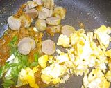 Foto langkah ke 3 dari resep Nasi Goreng Kunyit.