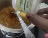 A picture of step 3 of Pan Mango Pie.