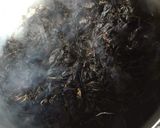 A picture of step 2 of Grass Jelly.