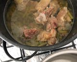 Foto del paso 1 de la receta: Res con ejotes en guajillo (Mole de Res)
