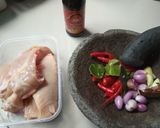 Foto langkah ke 1 dari resep Ayam Bumbu Sambal Pecak.