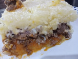 Pastel de carne, papas y zanahorias.u