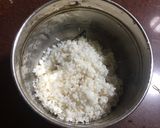A picture of step 1 of Rose Phirni.