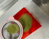 A picture of step 9 of Cookpad Valentine Matcha Heart Cake.