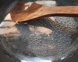 A picture of step 3 of Wheat flour Halwa.
