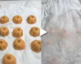 A picture of step 8 of Halloween Pumpkins- Jouyo Manjyu (Wagashi).